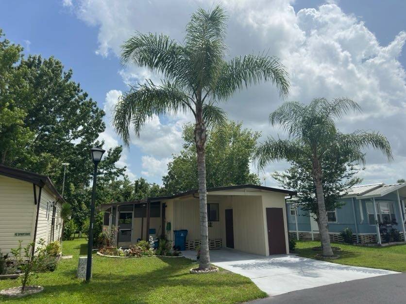 49 Hideaway Lane a Winter Haven, FL Mobile or Manufactured Home for Sale